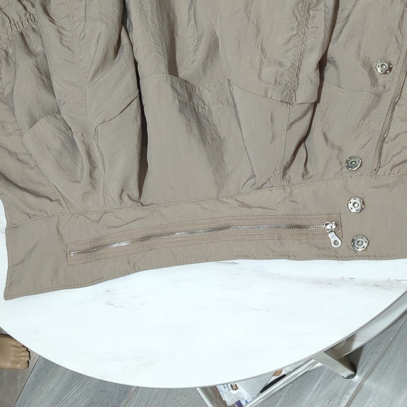 Taupe Color Jacket/coat for rain Size XS Chest 39 inches - Picture 10 of 16